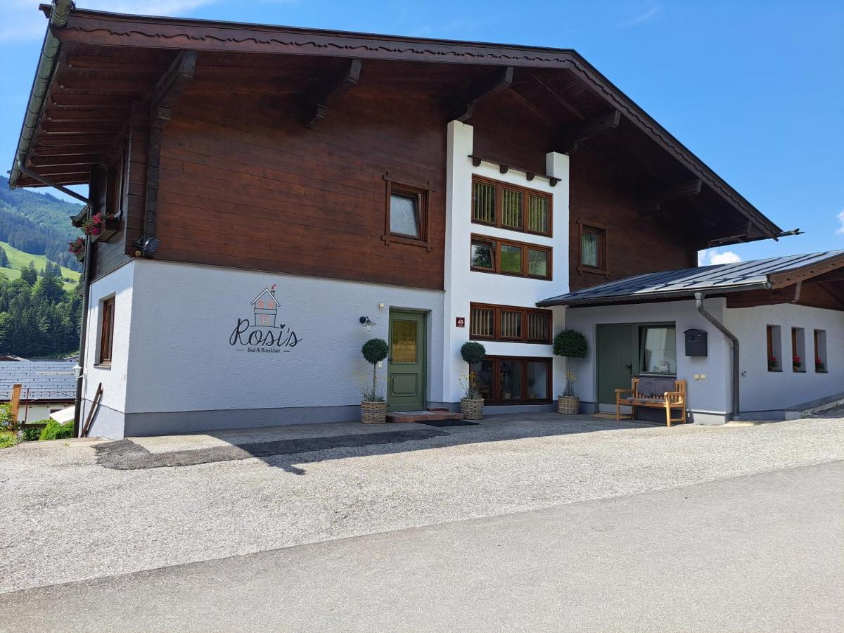 Rosi'S Hotel Maria Alm am Steinernen Meer Exterior photo